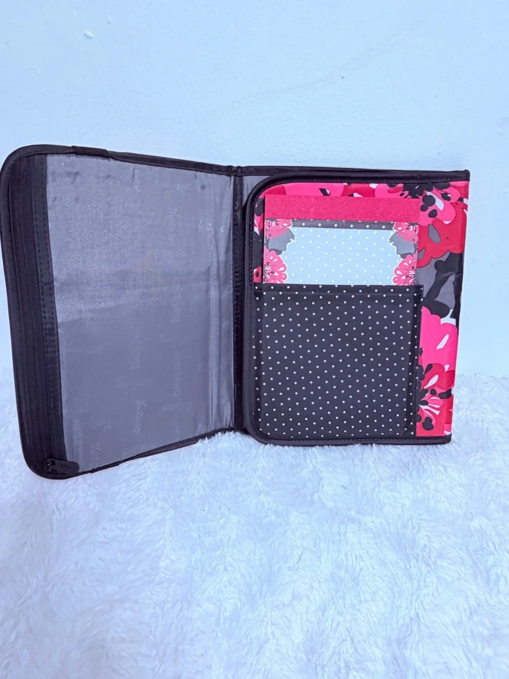 Thirty One Fold Up Cover Carry Organizer Notepad iPad Tablet Case Bold Bloom